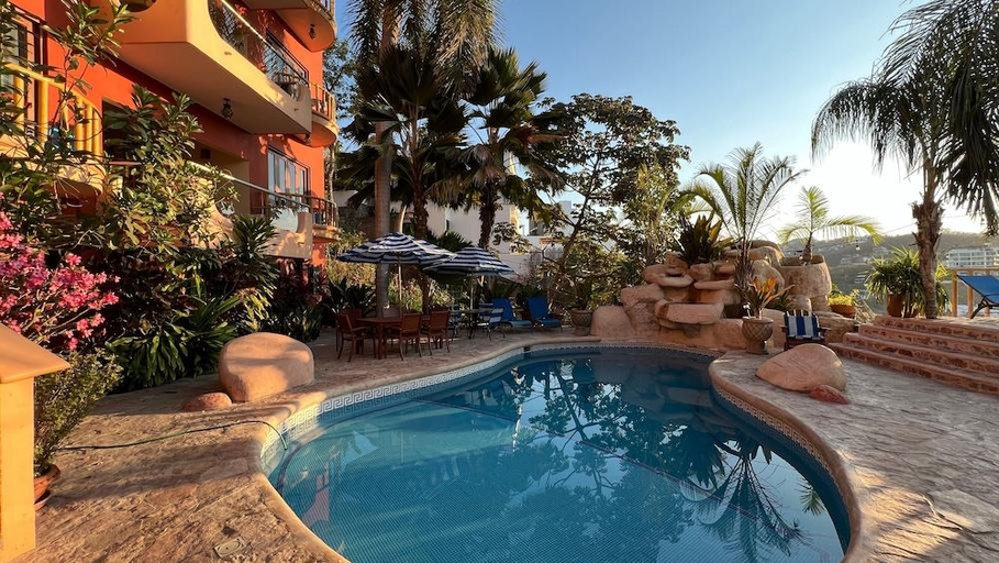 5, Hotel Villas Chulavista, Compostela