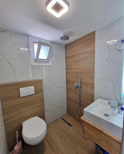 Bathroom 3, Villa Juli Ksamil, Sarandës