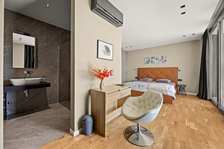 Bedroom 3, Villa She Luxury Comfortable holiday residence, Grožnjan