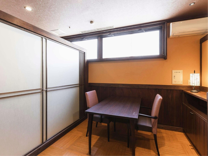 Bedroom 2, Tsuta Onsen Ryokan, Towada