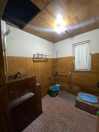 Bathroom 2, VILLA NADIVIYA, Bandung