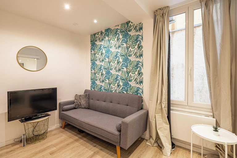Living area 5, Cozy Apartment a/c 1br/2p - Nice, Alpes-Maritimes