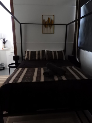 Bedroom 3, National Smokehouse Hotel Coleraine, S. Grampians - Wannon