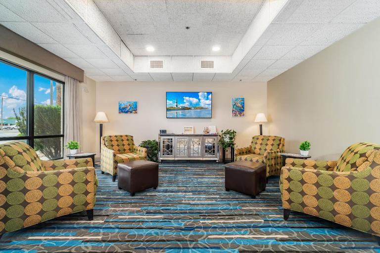 Exterior view 2, The Windstar Hotel - Emerald Isle, Swansboro, Carteret