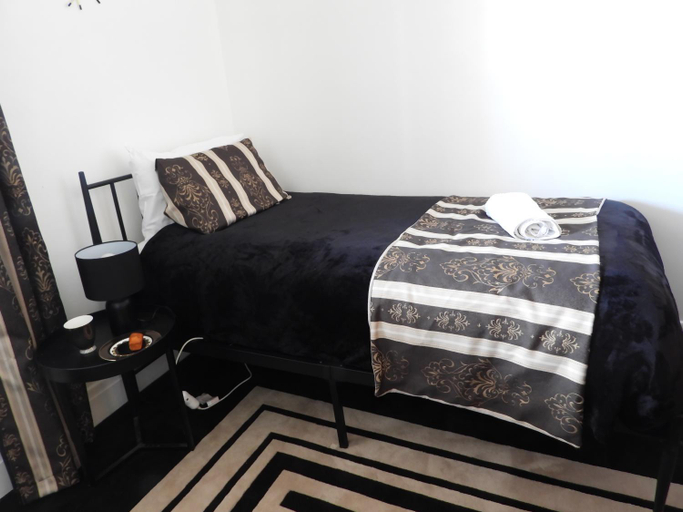 Bedroom 2, National Smokehouse Hotel Coleraine, S. Grampians - Wannon