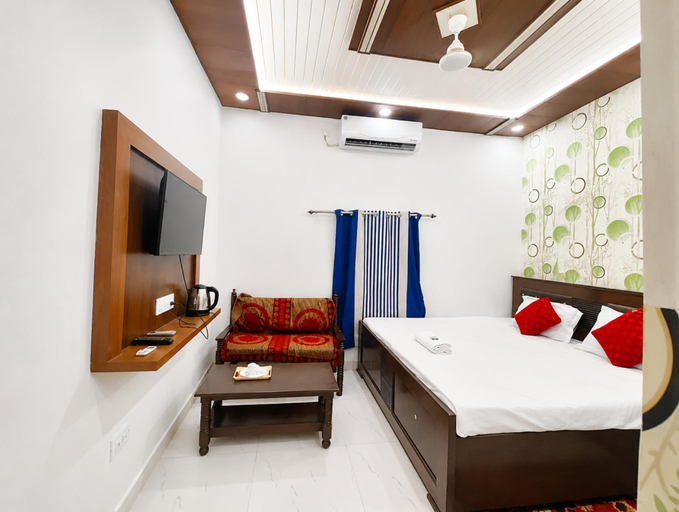 Bedroom 3, Goroomgo Hotel Hanuman Near Ram Mandir Ayodhya, Faizabad