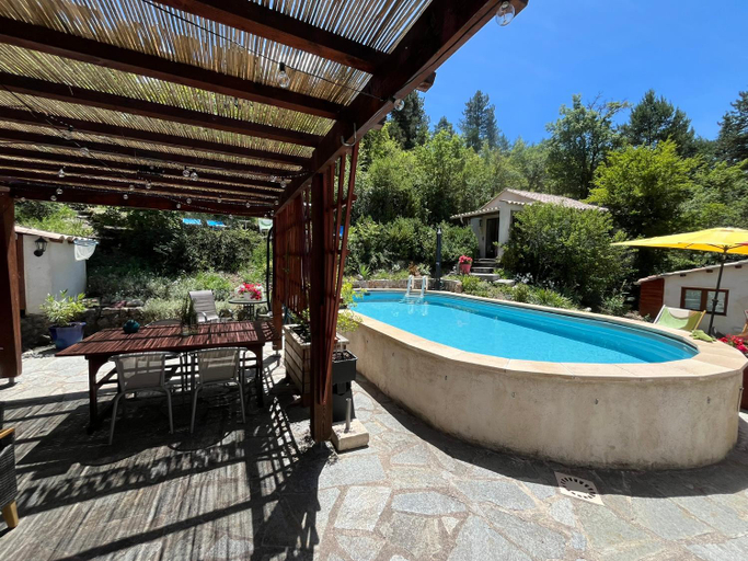 Sport & Beauty 2, Maison Castellane Chambre d'Hotes B&B, Alpes-de-Haute-Provence