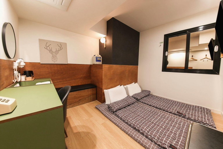Bedroom 3, HOTEL 701 Masan , Masan