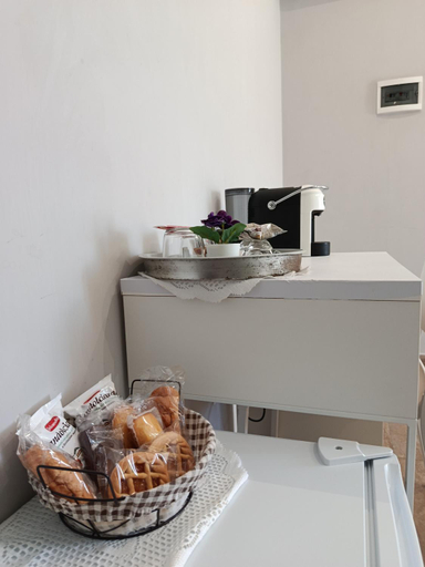 Food & Drinks 5, B&B Purple Italy, Rome