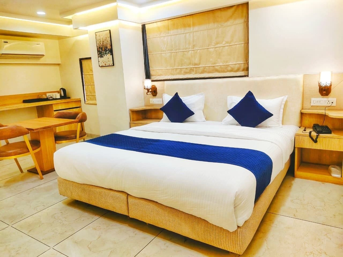 Room 4, Hotel All Seasons Pune, Pune