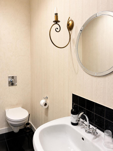 Bathroom 3, Matejki 8, Szczecin