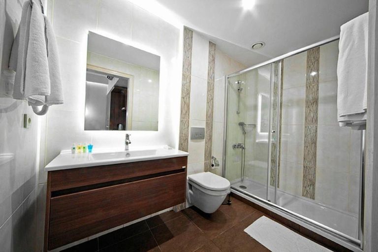 Bathroom 4, Azade Premier Hotel, Fatih