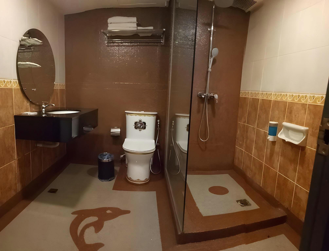 Bathroom 4, GOLDEN NASMIR HOTEL, Central Seberang Perai