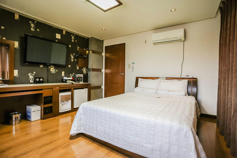 Bedroom 3, Seogwipo Milano Motel, Seogwipo