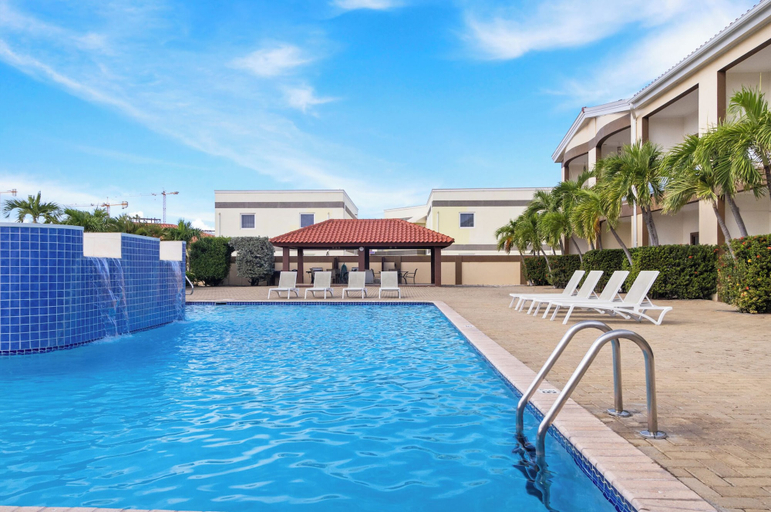 Sport & Beauty, Aruba Breeze A6