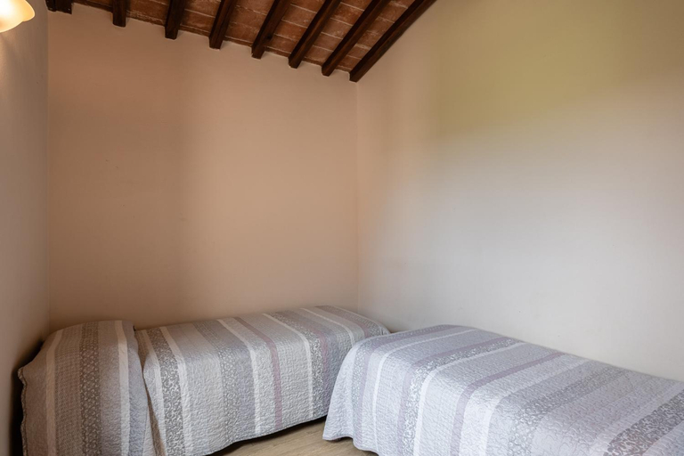 Bedroom 2, Agriturismo La Castellina, Florence