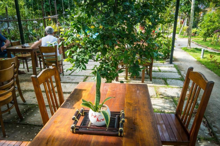 Food & Drinks 2, Long Mountain Resort Phu Quoc, Phú Quốc