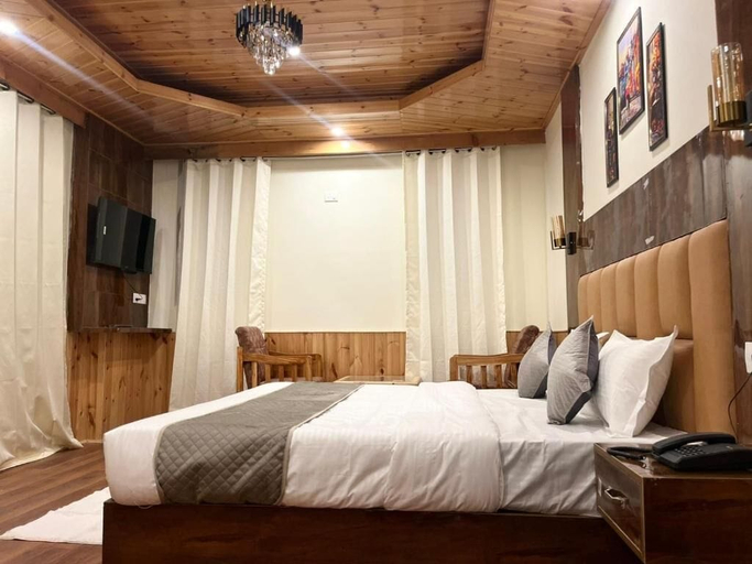 Room 2, Liora Stays, Kullu