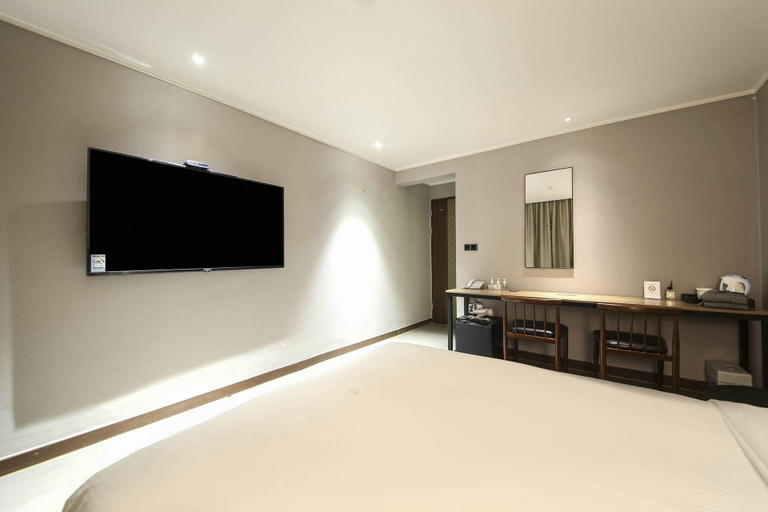 Bedroom 4, Daejeon Yuseong Top Cloud Hotel, Yuseong