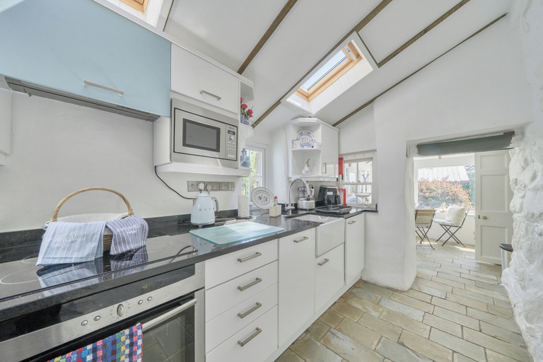 Others 5, Sea View Cottage , Walk to Beach , dog Friendly, Gwynedd