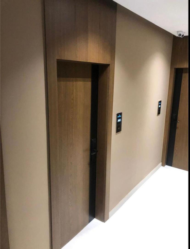 3, Zurich Hotel, Sarandës