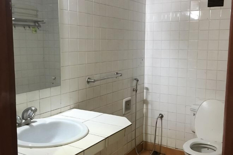 Bathroom 3, Hotel Indsurya, Dibrugarh