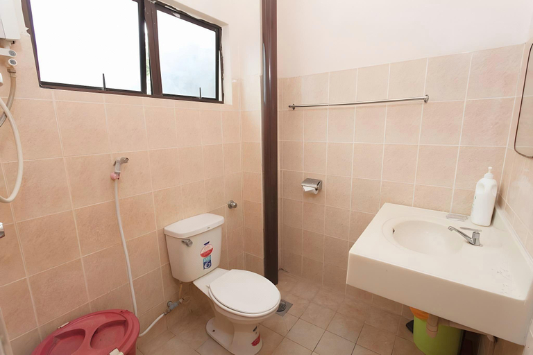 Bathroom, Desa Inn Hotel, Kuala Pilah
