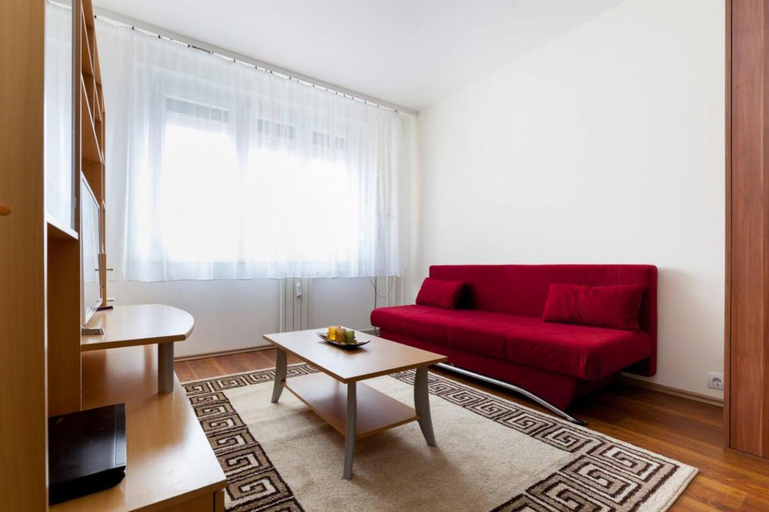 Others 3, Margaret Apartment, Budapesti