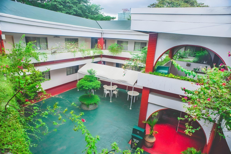 Sport & Beauty 2, Broadway Court Apartelle, Quezon City