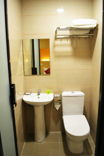 Bathroom 3, Hotel GreenWay, Kuala Lumpur