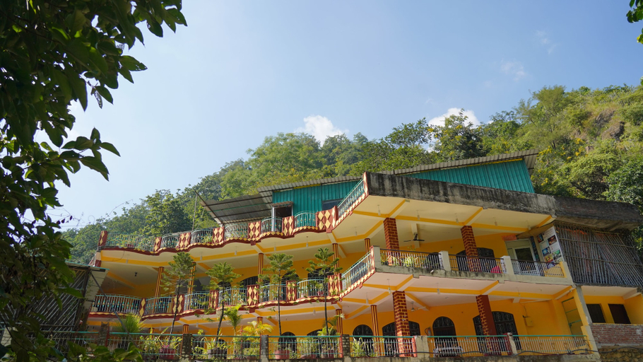 Exterior 4, Rishikesh sadan- the spiritual Retreat, Garhwal
