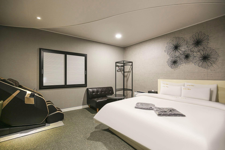 Bedroom 4, Gunsan Hotel May, Gunsan