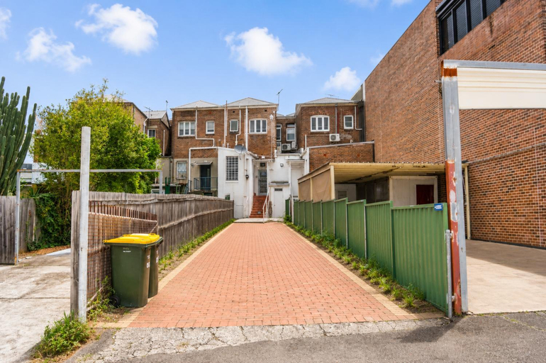Exterior & Views 2, Cosy 3 Bedroom Apartment In Trendy Haberfield, Sydney