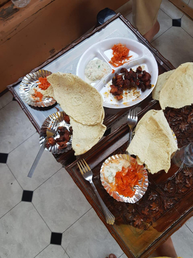 Food & Drinks 4, New Bombay Heritage Group of Houseboats, Srinagar