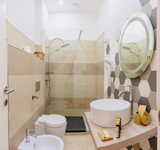 Bathroom 4, Su Giardinu, Sassari