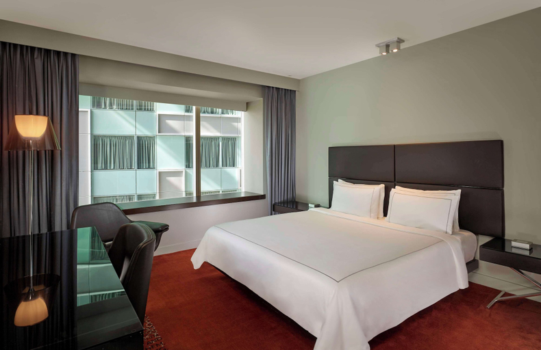 Bedroom 5, Park Plaza London Westminster Bridge, London