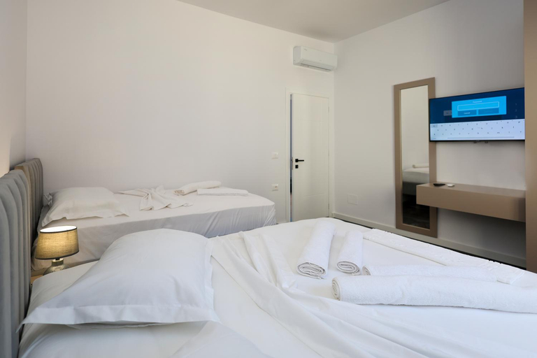 Bedroom 2, Villa Palma Center, Beratit