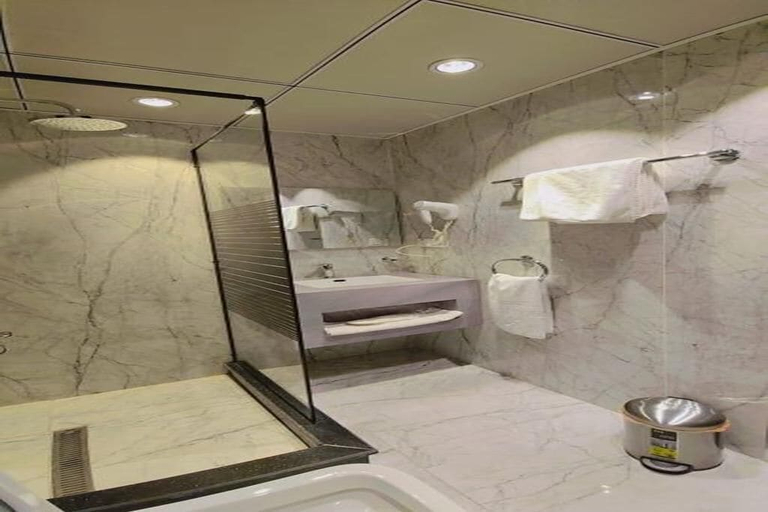 Bathroom 5, Taj Hotel, Adhamiya