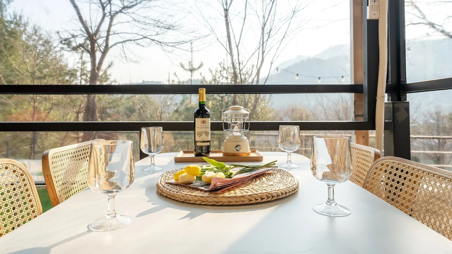 Food & Drinks 5, Gapyeong Daengdaengi Dog Pension Silver, Gapyeong