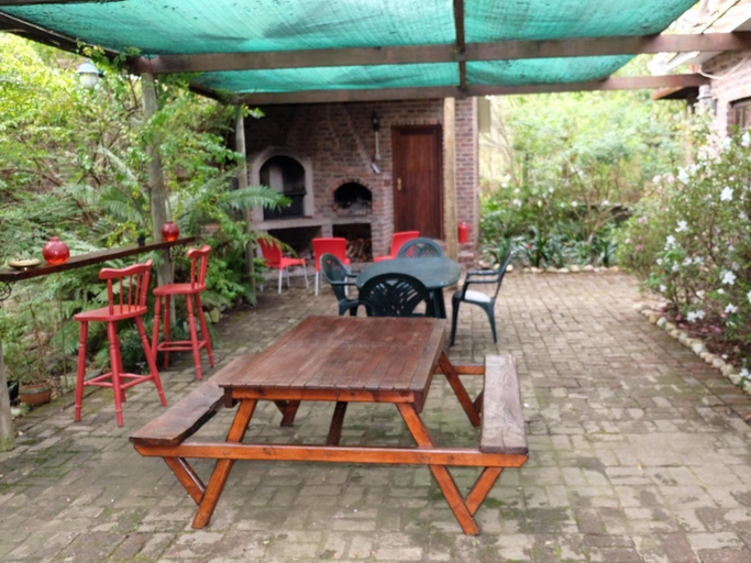 Others 5, Suurbraak Secret, Overberg