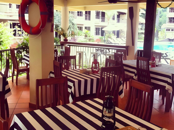 Food & Drinks 5, Anjungan Beach Resort, Manjung