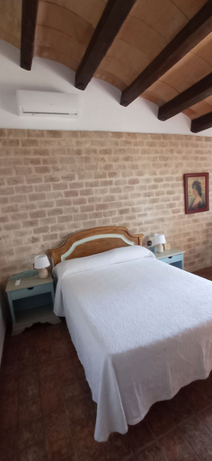 Room 5, La Luciérnaga de Chiclana, Cádiz