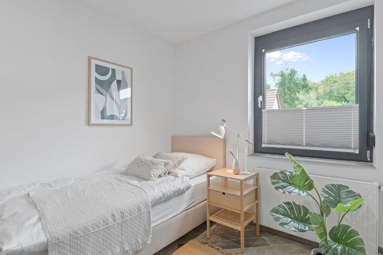 Room 5, RICLS Apartmenthaus - BRIGHT Collection, Enzkreis