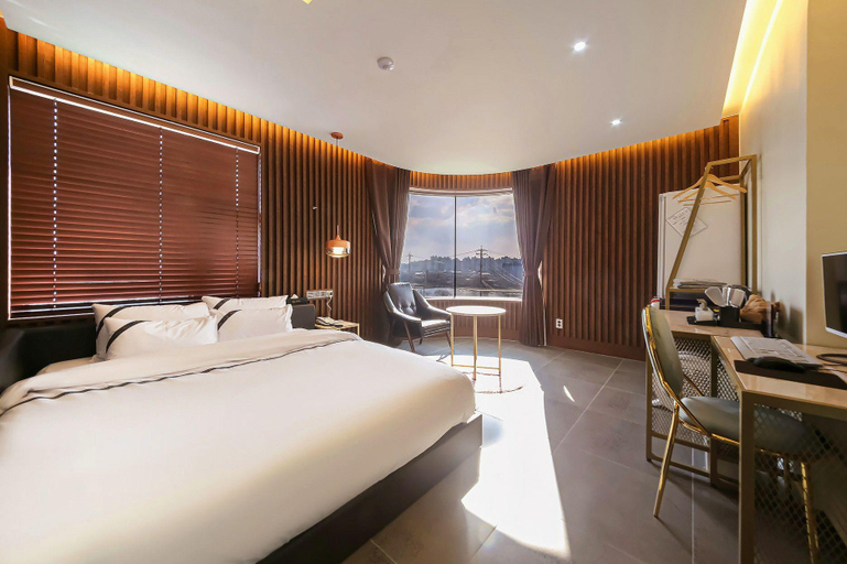 Bedroom 3, Hound Hotel Suncheon station, Suncheon