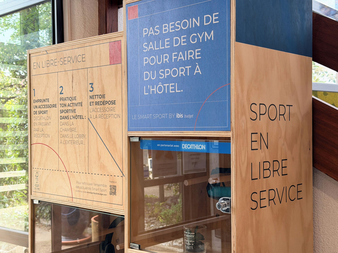 Exterior & Views 2, ibis budget Alès Saint Christol, Gard