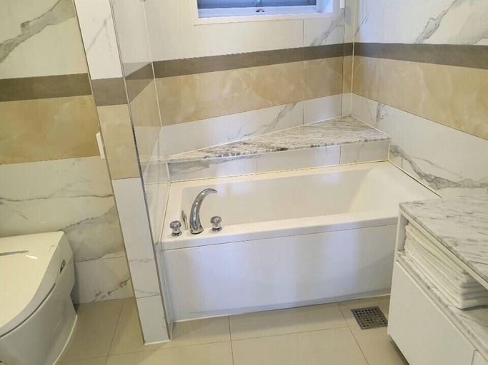 Bathroom 4, GLADSHEIM HOTEL, Seogwipo