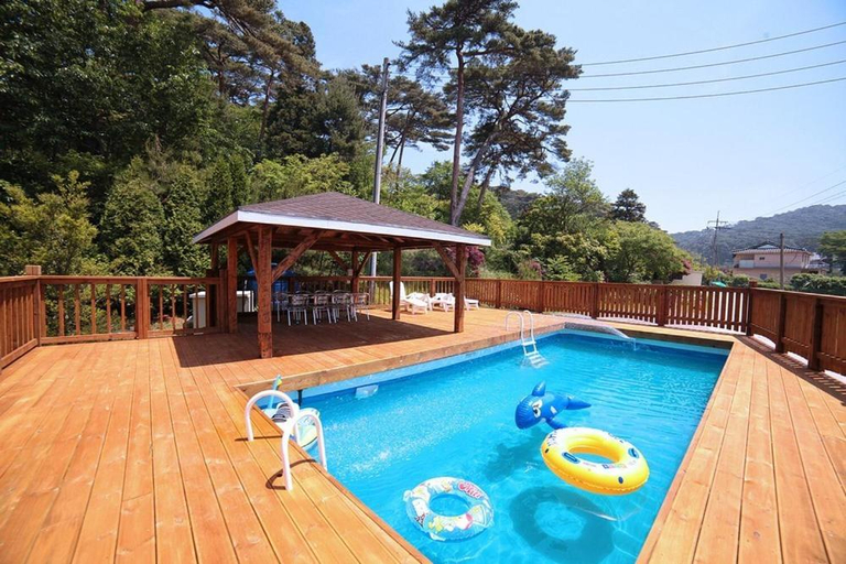 Sport & Beauty 3, Ahnmyeondo green house, Taean