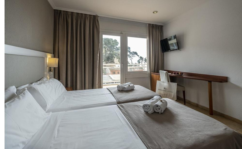 Bedroom 3, Rosamar & Spa 4*s, Girona