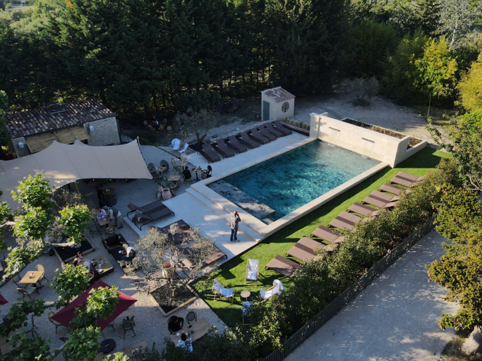 Sport & Beauty 2, Le Domaine des Gres Luberon - Hotel - Restaurants, Vaucluse