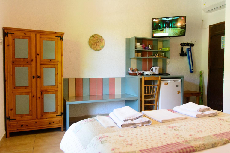 Bedroom, Spiros Rooms, Thessaly